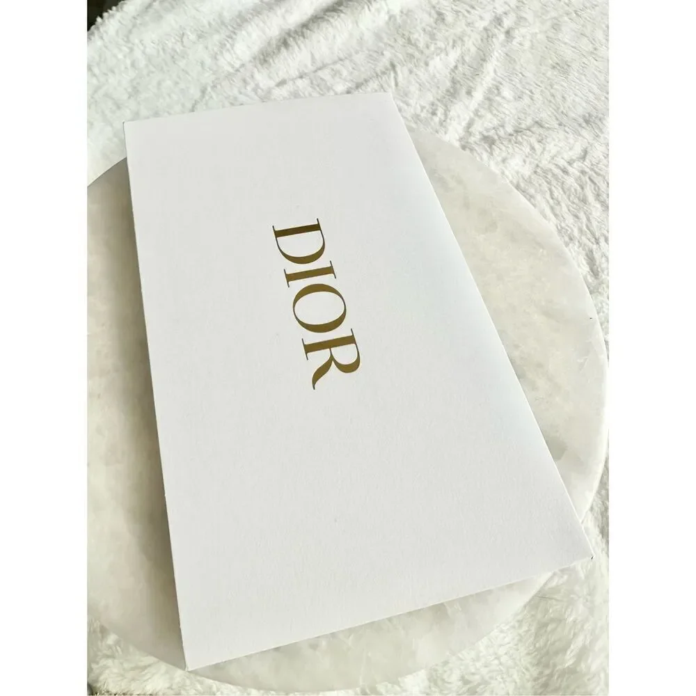Dior white empty card holder ￼